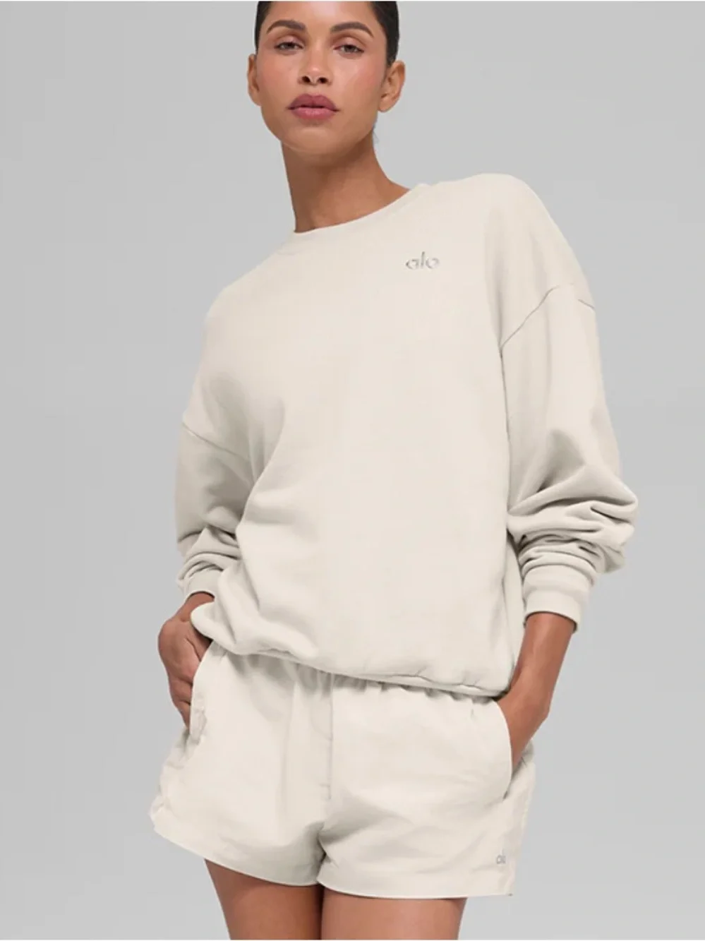 Alo Accolade Crew Neck Pullover Size M
